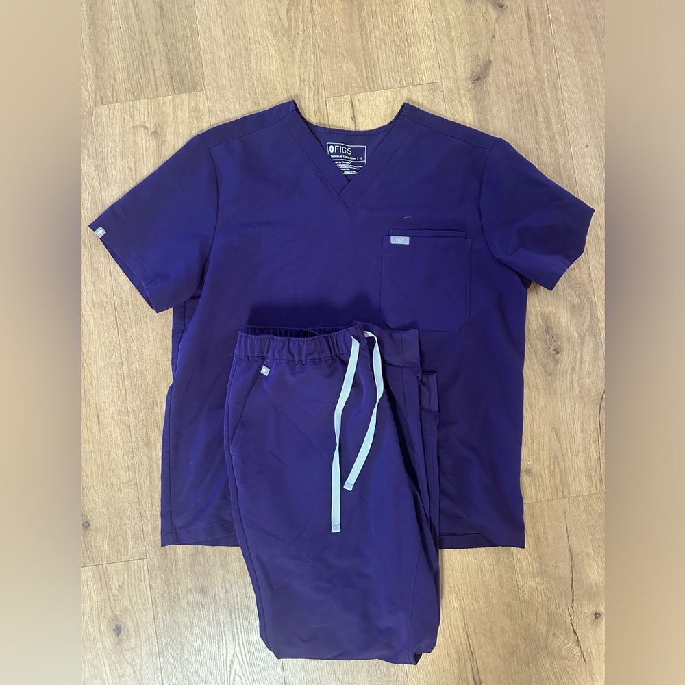Figs scrubs set Men’s L